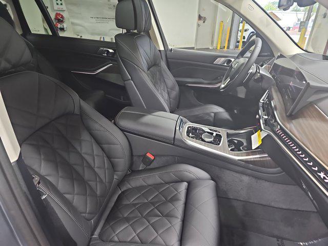 new 2026 BMW X7 car, priced at $95,835