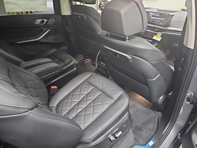 new 2026 BMW X7 car, priced at $95,835