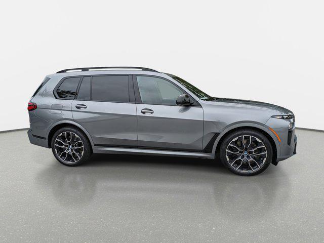 new 2025 BMW X7 car, priced at $120,325