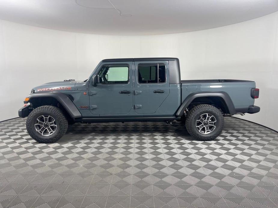 new 2024 Jeep Gladiator car, priced at $55,575