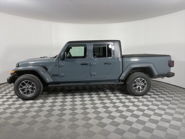 new 2024 Jeep Gladiator car, priced at $49,175