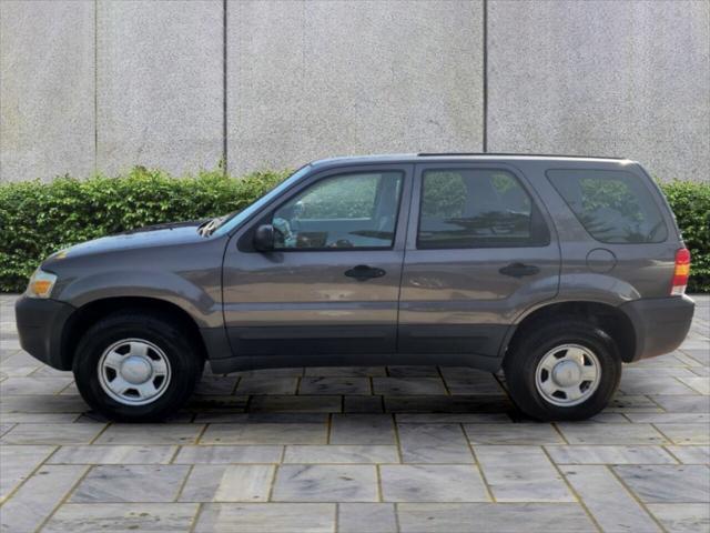 used 2006 Ford Escape car, priced at $5,899