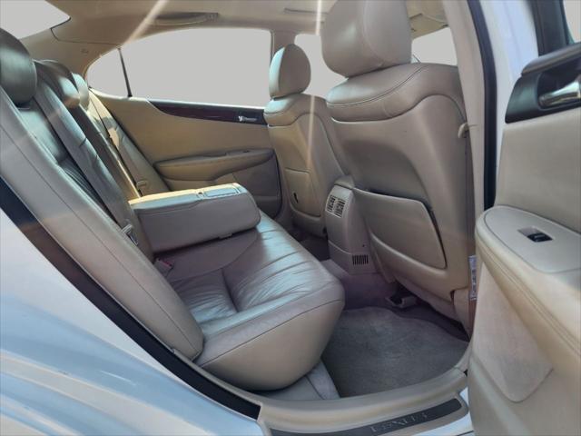 used 2002 Lexus ES 300 car, priced at $6,600