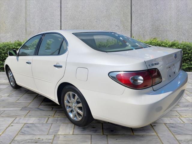 used 2002 Lexus ES 300 car, priced at $6,600