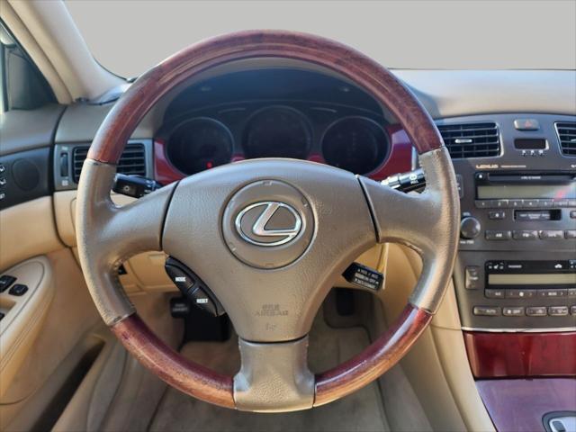 used 2002 Lexus ES 300 car, priced at $6,600