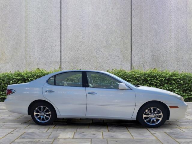 used 2002 Lexus ES 300 car, priced at $6,600