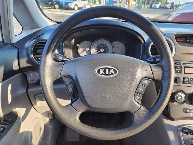 used 2007 Kia Rondo car, priced at $6,200