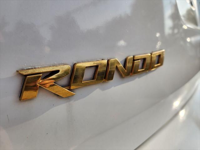 used 2007 Kia Rondo car, priced at $6,999