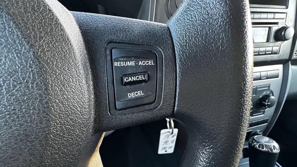 used 2007 Jeep Commander car, priced at $5,599