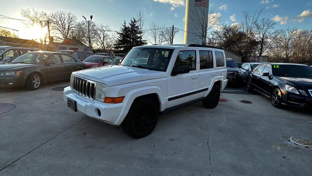 used 2007 Jeep Commander car, priced at $5,599