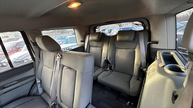 used 2007 Jeep Commander car, priced at $6,200