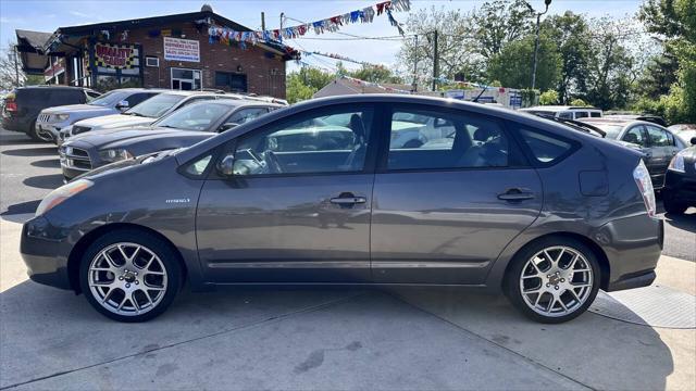 used 2007 Toyota Prius car, priced at $6,200