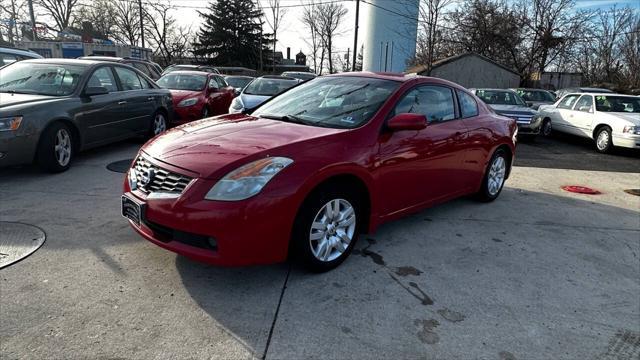 used 2009 Nissan Altima car, priced at $5,600