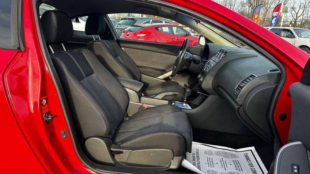 used 2009 Nissan Altima car, priced at $4,999