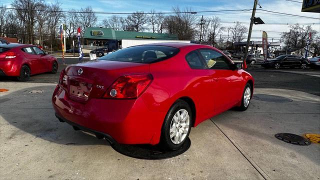 used 2009 Nissan Altima car, priced at $5,600