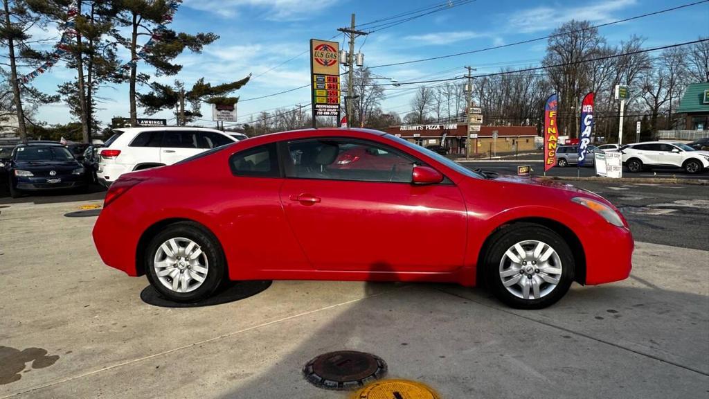used 2009 Nissan Altima car, priced at $4,999