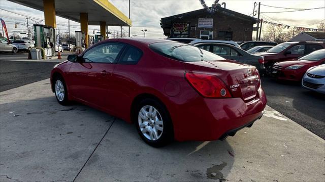 used 2009 Nissan Altima car, priced at $5,600
