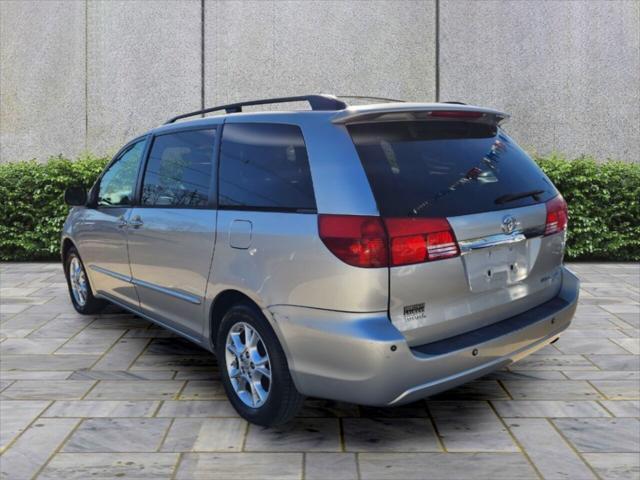 used 2004 Toyota Sienna car, priced at $7,499