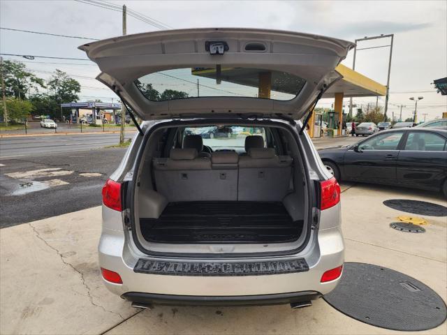 used 2007 Hyundai Santa Fe car, priced at $7,299