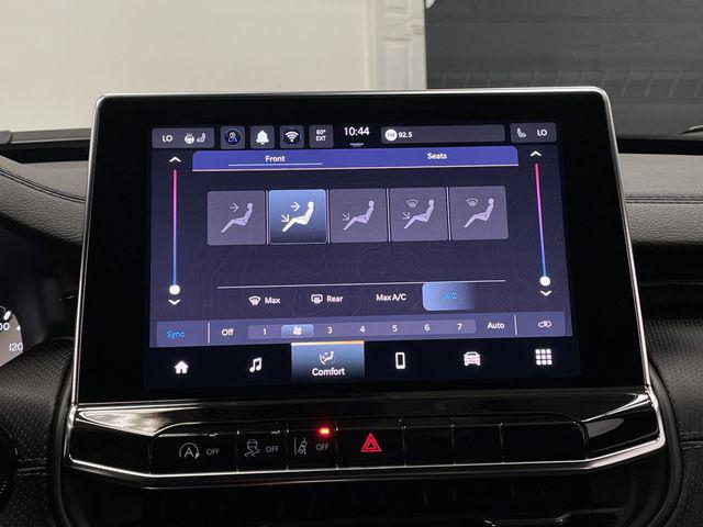 new 2025 Jeep Compass car, priced at $30,804