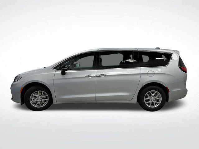 new 2026 Chrysler Pacifica car, priced at $42,615