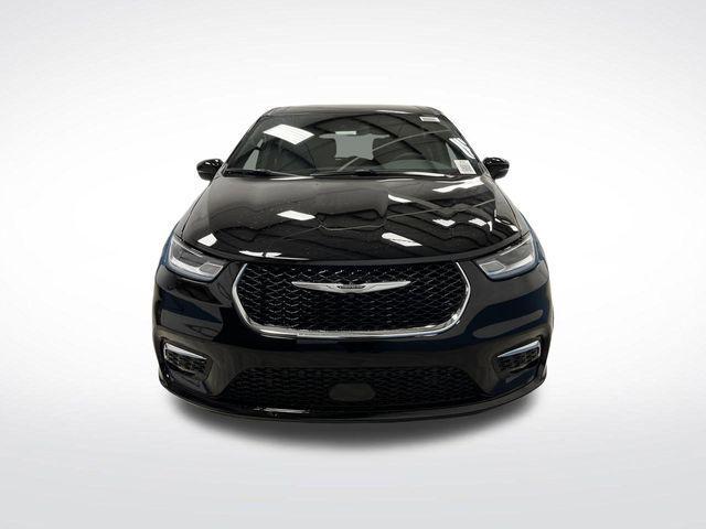 new 2026 Chrysler Pacifica car, priced at $42,445