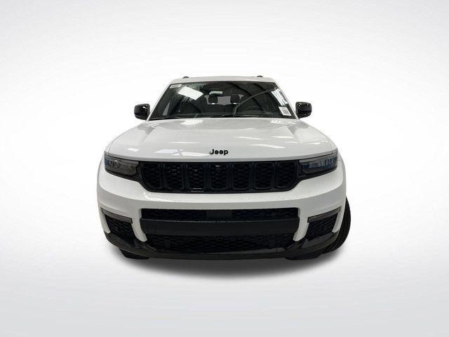 new 2025 Jeep Grand Cherokee L car, priced at $50,074