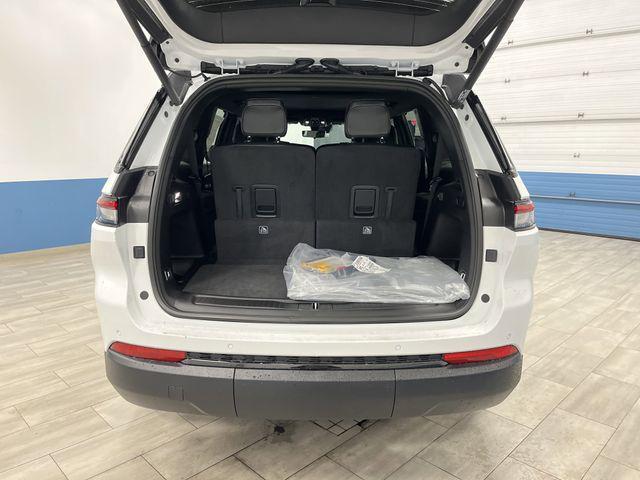 new 2025 Jeep Grand Cherokee L car, priced at $50,074