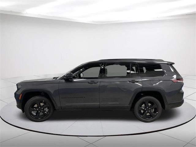 new 2024 Jeep Grand Cherokee L car, priced at $48,009