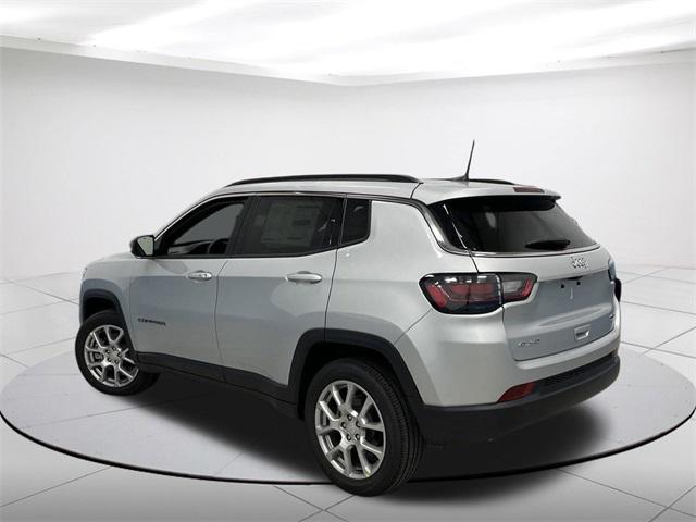 new 2024 Jeep Compass car, priced at $29,962