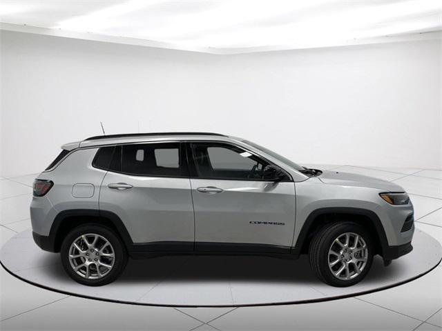 new 2024 Jeep Compass car, priced at $29,962