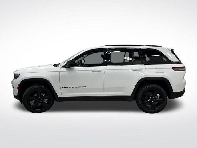 used 2023 Jeep Grand Cherokee car, priced at $30,000