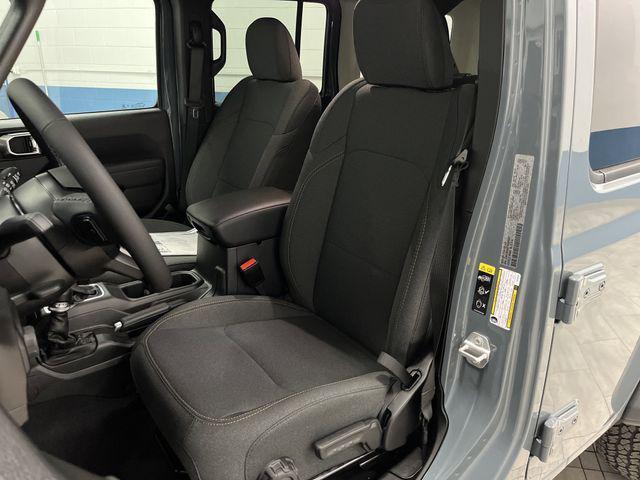 new 2026 Jeep Wrangler car, priced at $46,829