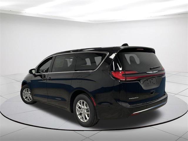 new 2025 Chrysler Pacifica car, priced at $40,615