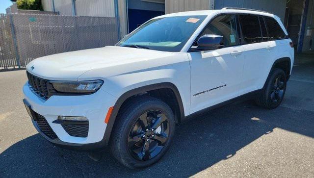 used 2023 Jeep Grand Cherokee car, priced at $35,357