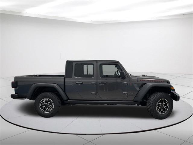 new 2024 Jeep Gladiator car, priced at $53,069