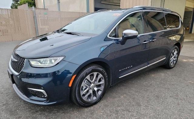 used 2022 Chrysler Pacifica Hybrid car, priced at $39,748