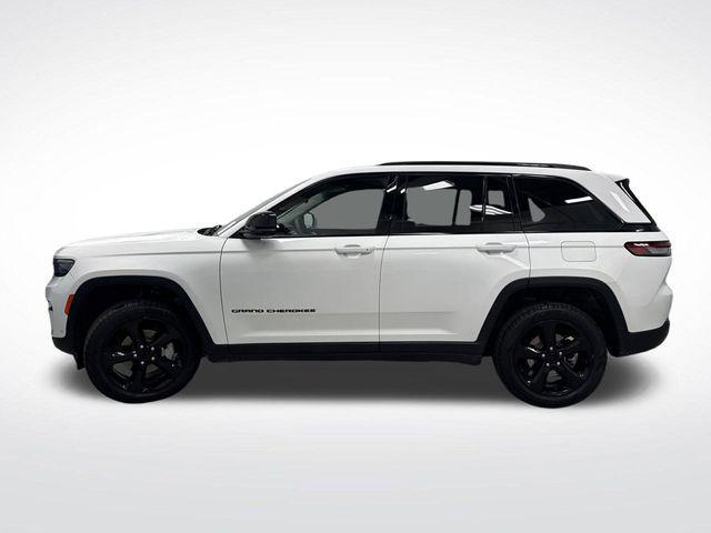 used 2023 Jeep Grand Cherokee car, priced at $30,500