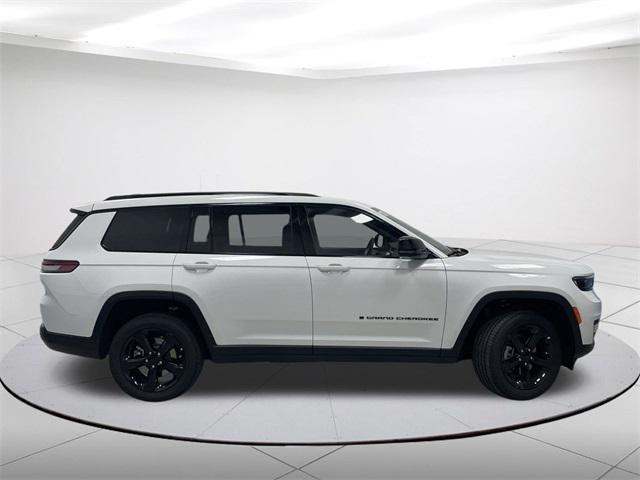 new 2025 Jeep Grand Cherokee L car, priced at $44,921