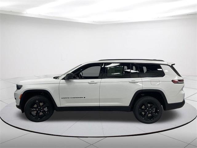 new 2025 Jeep Grand Cherokee L car, priced at $44,921