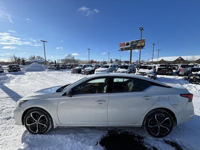 used 2023 Nissan Altima car, priced at $25,089