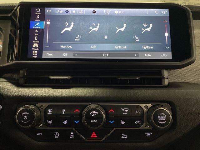 new 2025 Jeep Gladiator car, priced at $43,403