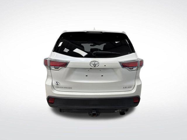 used 2015 Toyota Highlander car, priced at $16,250