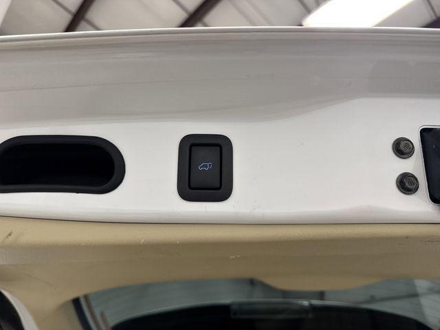 used 2015 Toyota Highlander car, priced at $16,250