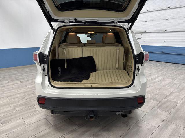 used 2015 Toyota Highlander car, priced at $16,250