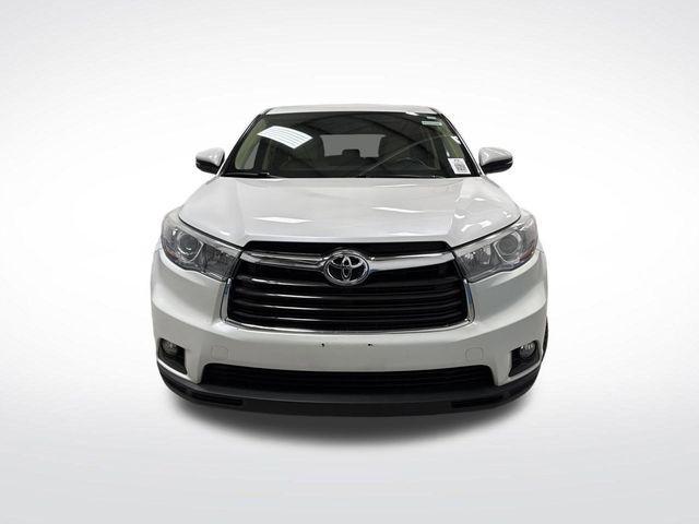 used 2015 Toyota Highlander car, priced at $16,250