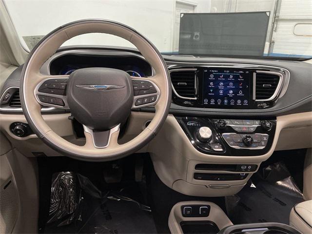 used 2020 Chrysler Pacifica Hybrid car, priced at $26,287