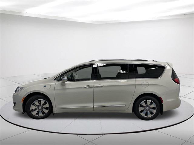 used 2020 Chrysler Pacifica Hybrid car, priced at $26,287