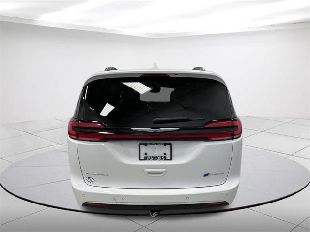 used 2021 Chrysler Pacifica car, priced at $29,987