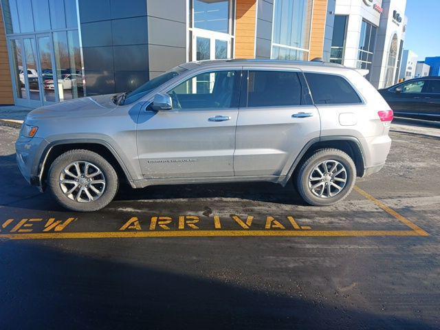 used 2015 Jeep Grand Cherokee car, priced at $14,205